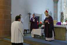 Beauftragung zu Lektorat und Akolythat in St. Marien, Volkmarsen (Foto: Karl-Franz Thiede)